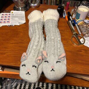 Jane &‎ Bleecker Insulated Kitty Cat Grey Winter Socks NWOT